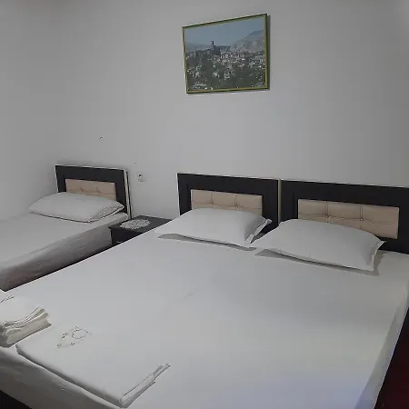 The Fir Gate 3* Gjirokastër