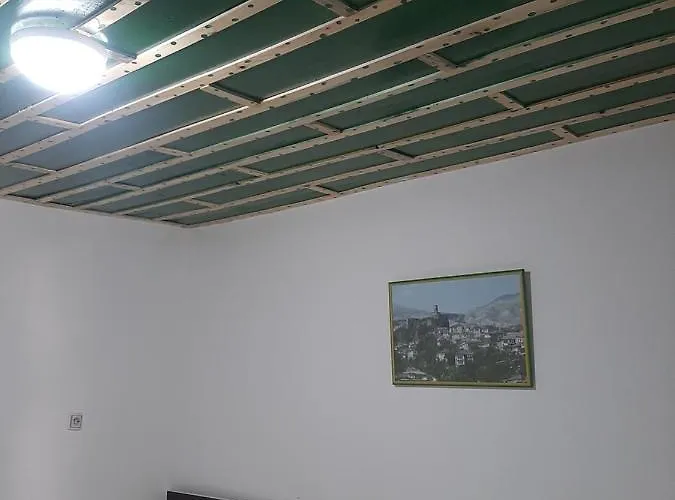 The Fir Gate 3* Gjirokaster